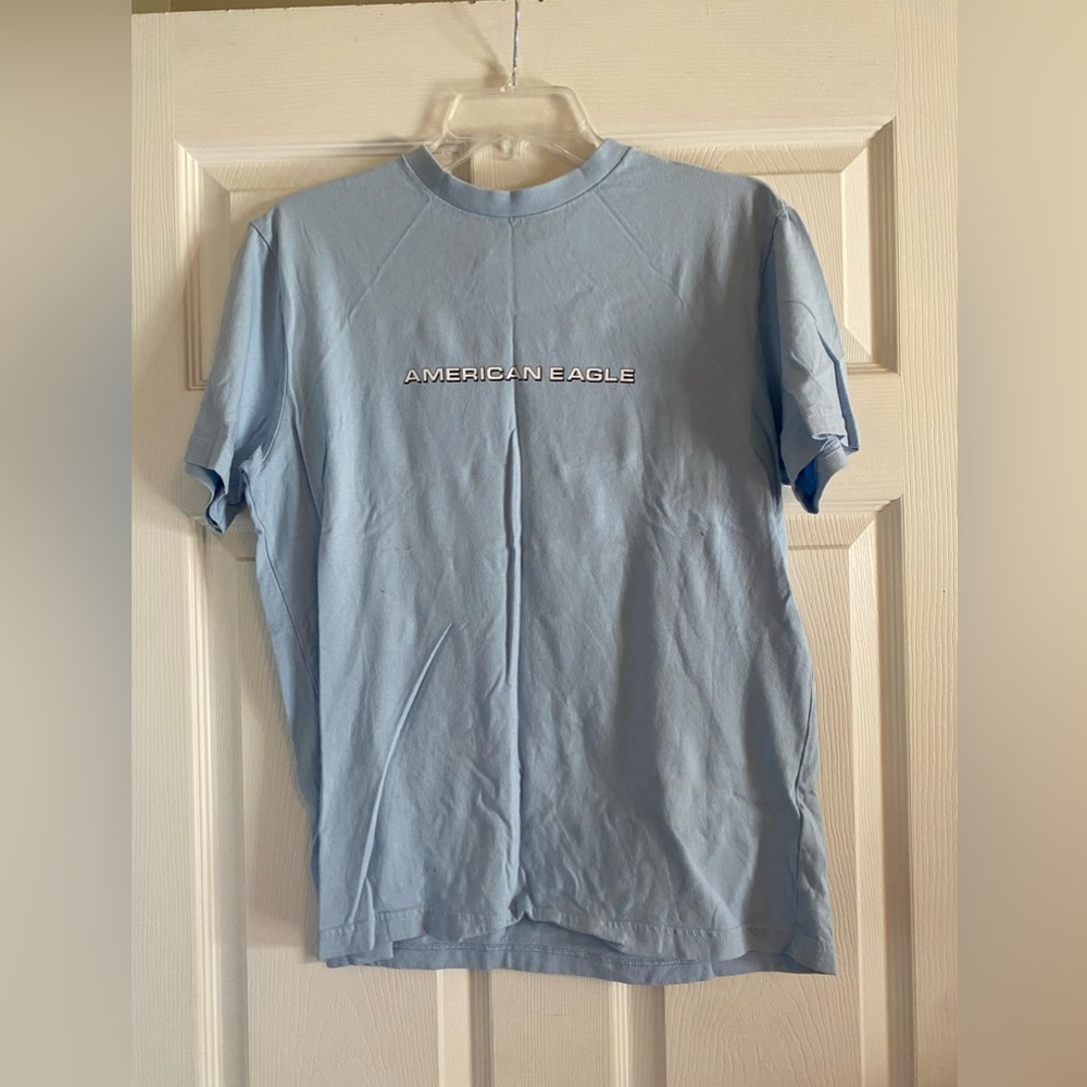 AMERICAN EAGLE light blue shirt